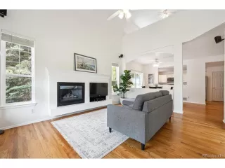 Photo #3: 6392715 Listing