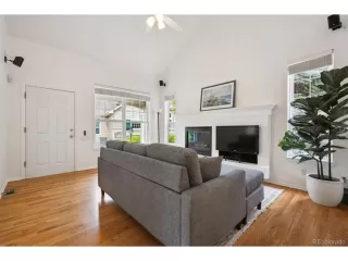 Photo #6: 6392715 Listing