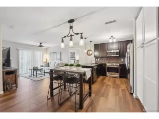 Photo #4: 6393047 Listing