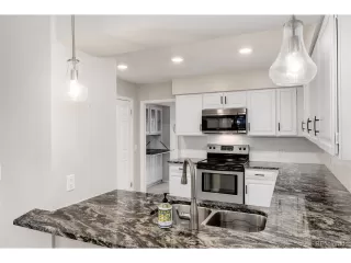 Photo #5: 6395727 Listing 