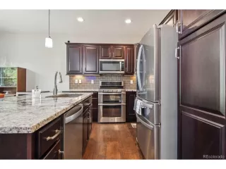 Photo #6: 6397474 Listing 