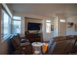 Photo #5: 6398421 Listing