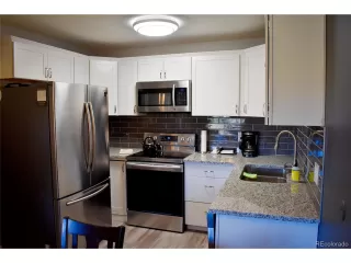 Photo #5: 6400460 Listing 