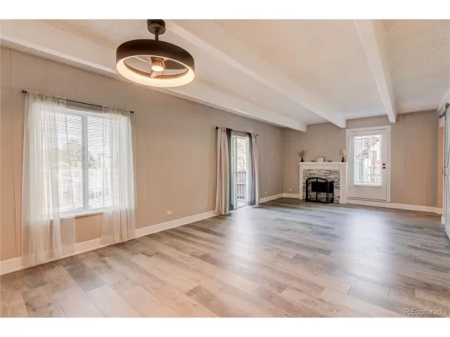 MLS: 6405392 Condo For Sale