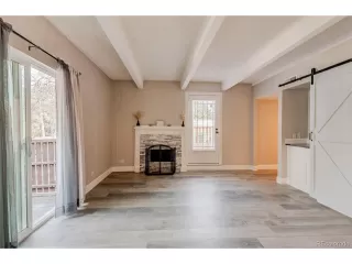 Photo #5: 6405392 Listing