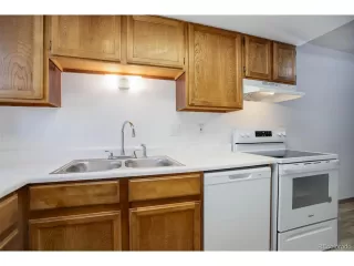 Photo #5: 6409342 Listing 