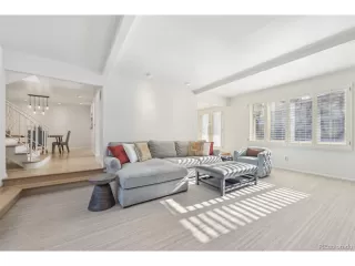 Photo #3: 6410915 Listing