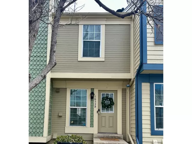 MLS: 6412394 Condo For Sale