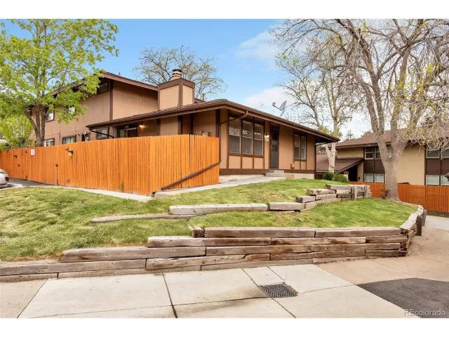 MLS: 6416782 Condo For Sale