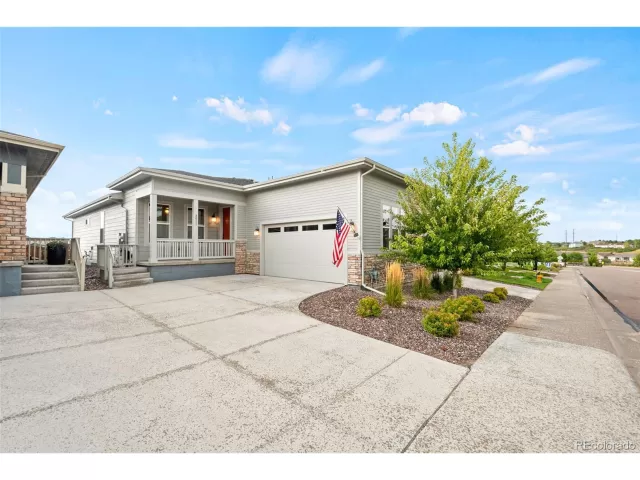 MLS: 6419735 Condo For Sale