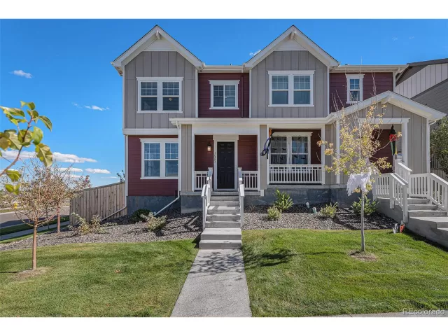 MLS: 6420240 Condo For Sale