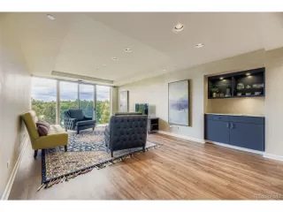 Photo #4: 6420609 Listing