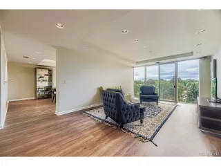 Photo #5: 6420609 Listing