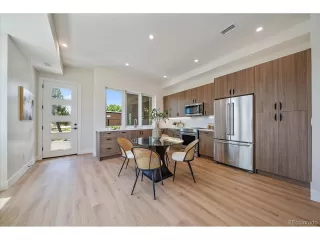 Photo #4: 6421140 Listing