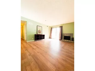 Photo #2: 6424937 Listing