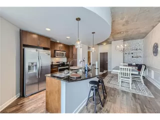 Photo #4: 6428223 Listing