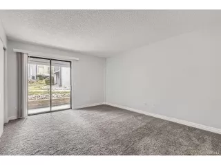 Photo #6: 6429204 Listing