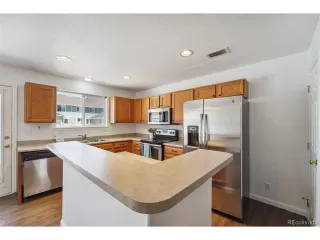 Photo #4: 6430493 Listing