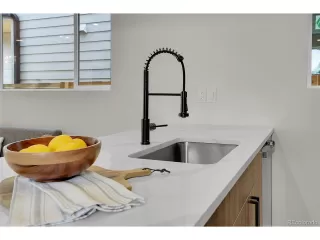 Photo #4: 6435150 Listing 