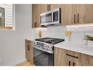 Photo #5: 6435150 Listing 