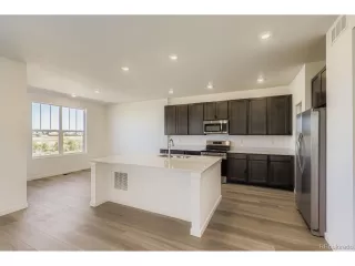 Photo #2: 6436837 Listing 