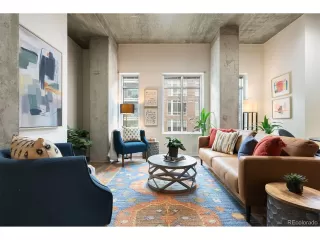 Photo #3: 6439323 Listing