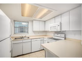 Photo #3: 6440291 Listing