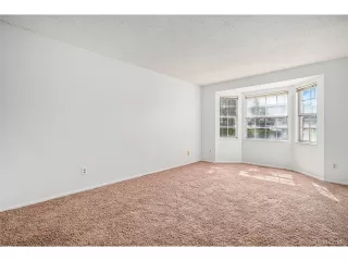 Photo #4: 6440291 Listing