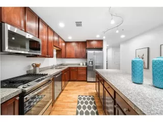 Photo #6: 6443275 Listing