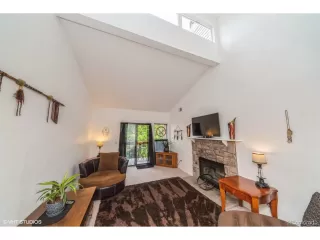 Photo #2: 6446139 Listing