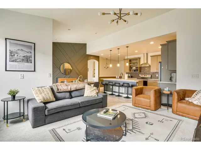 MLS: 6446442 Condo For Sale