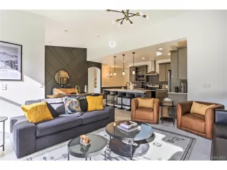 Photo #5: 6446442 Listing