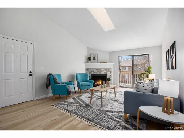 MLS: 6448922 Condo For Sale