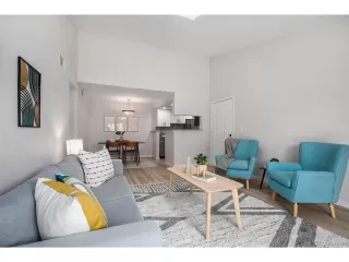 Photo #3: 6448922 Listing