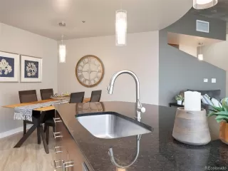 Photo #3: 6449343 Listing