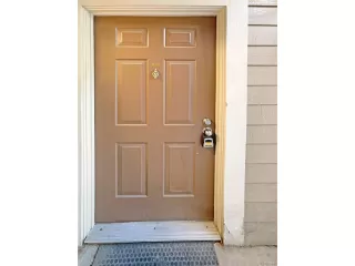 Photo #5: 6452105 Listing