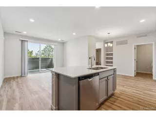 Photo #3: 6452371 Listing 