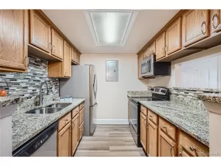 Photo #6: 6453089 Listing