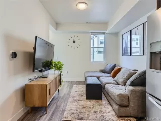 Photo #4: 6457916 Listing