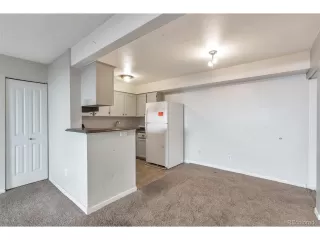 Photo #6: 6460233 Listing 