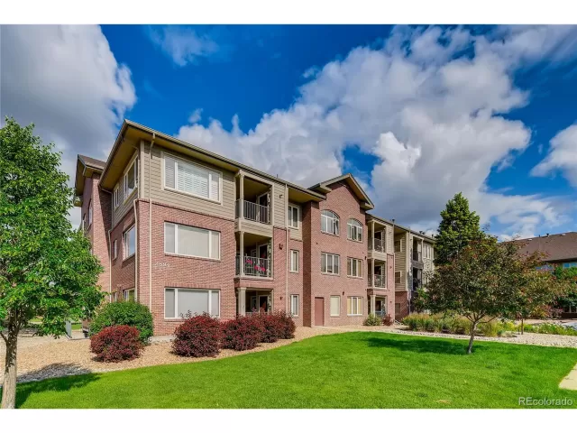 MLS: 6461296 Condo For Sale