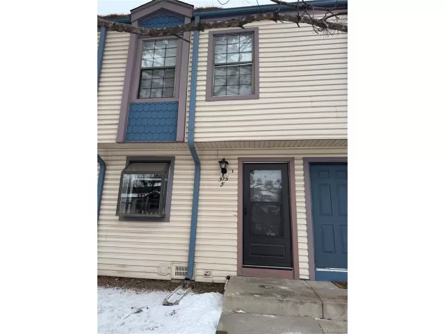 MLS: 6461384 Condo For Sale