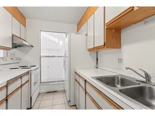 Photo #4: 6463212 Listing