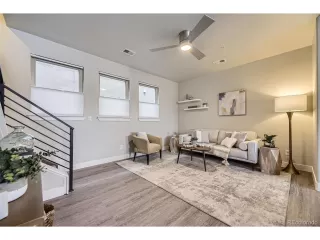 Photo #5: 6463990 Listing 