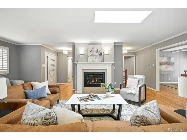 MLS: 6466995 Condo For Sale