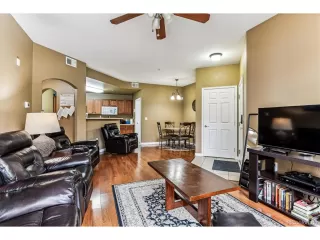 Photo #3: 6467506 Listing