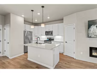 Photo #6: 6471883 Listing 