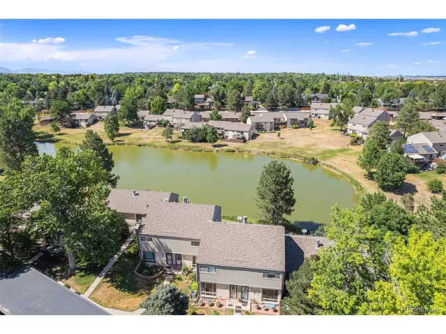 MLS: 6472266 Condo For Sale