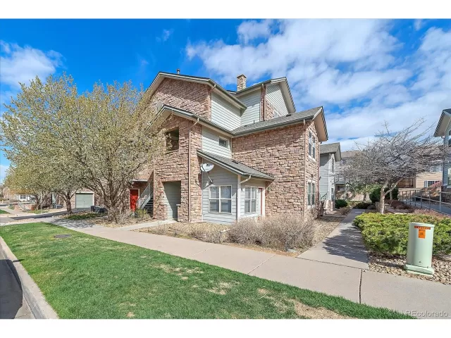 MLS: 6475592 Condo For Sale