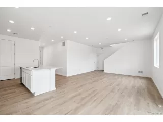 Photo #3: 6479142 Listing 